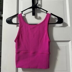 Lululemon pink ribbed crop top